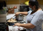 woman-cooking