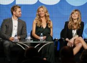 actors-discuss-friends